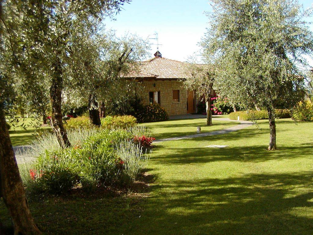 ティニャーレ Torre Degli Ulivi Bed & Breakfast エクステリア 写真