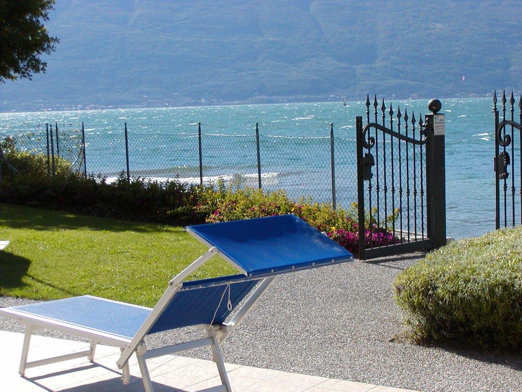 ティニャーレ Torre Degli Ulivi Bed & Breakfast エクステリア 写真