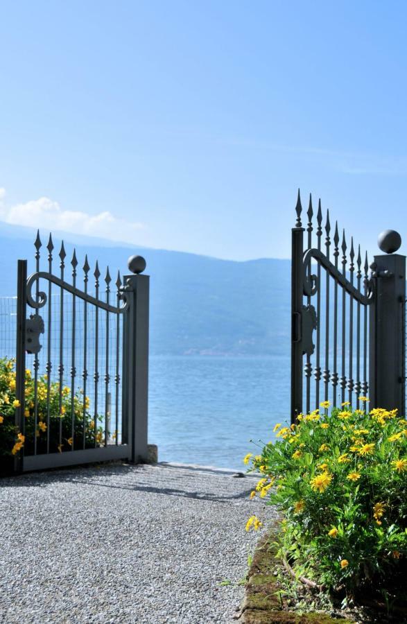 ティニャーレ Torre Degli Ulivi Bed & Breakfast エクステリア 写真